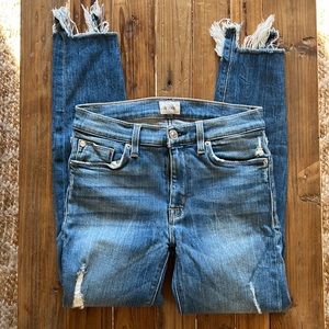 Hudson Nico Midrise Crop Raw Hem size 27